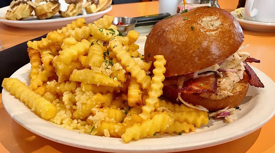 The Foxy Brown signature dishes The Foxy Burger
Mabel's Chicken
Patty Melt